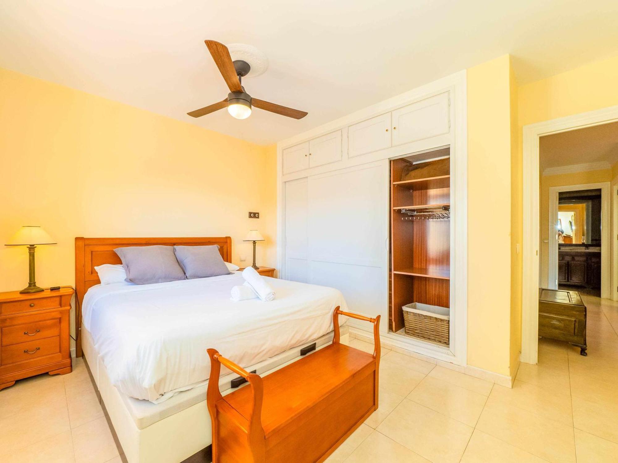Centrico Apartamento Con Terraza En La Playa Rincón de la Victoria Eksteriør bilde