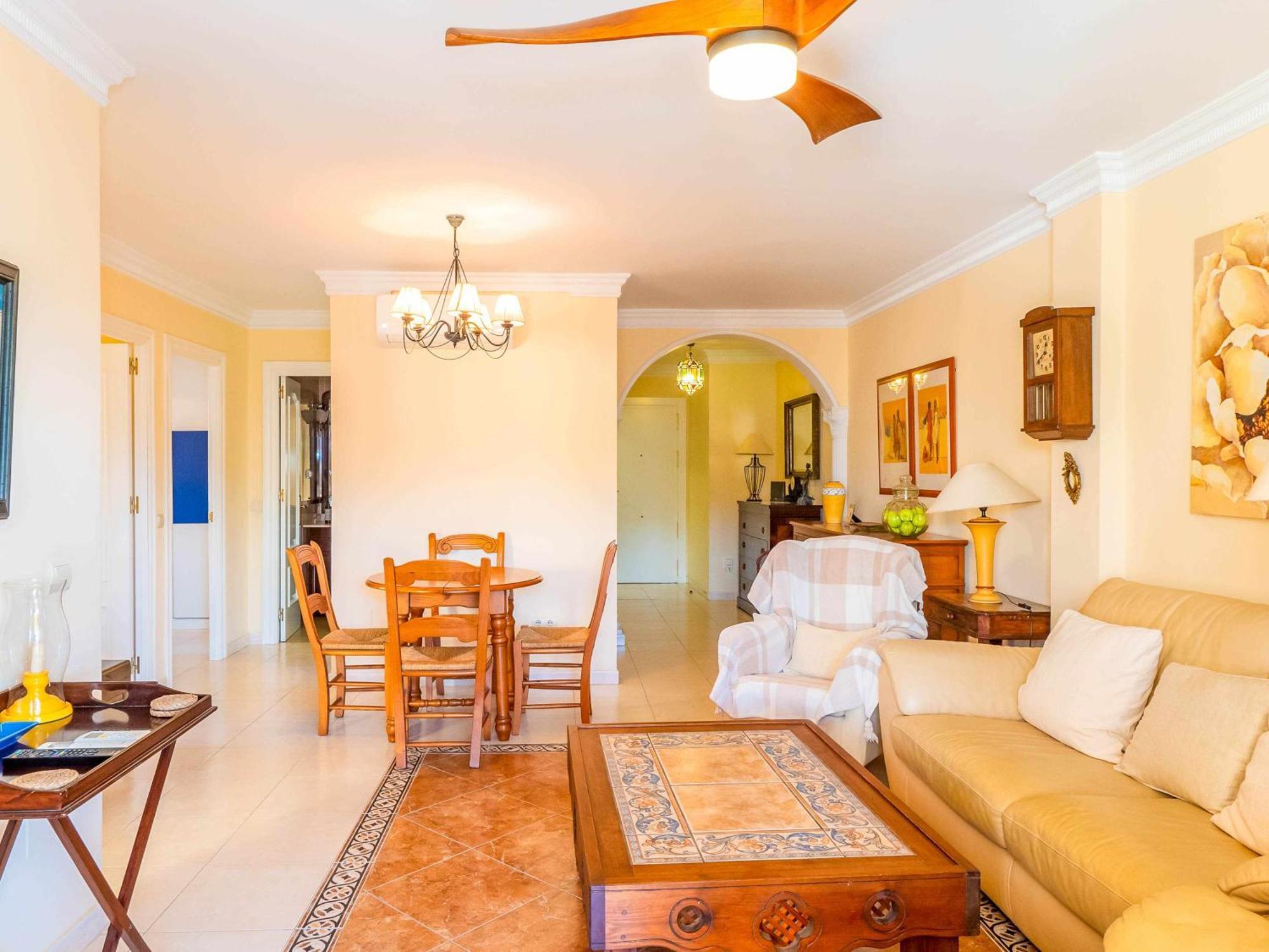 Centrico Apartamento Con Terraza En La Playa Rincón de la Victoria Eksteriør bilde
