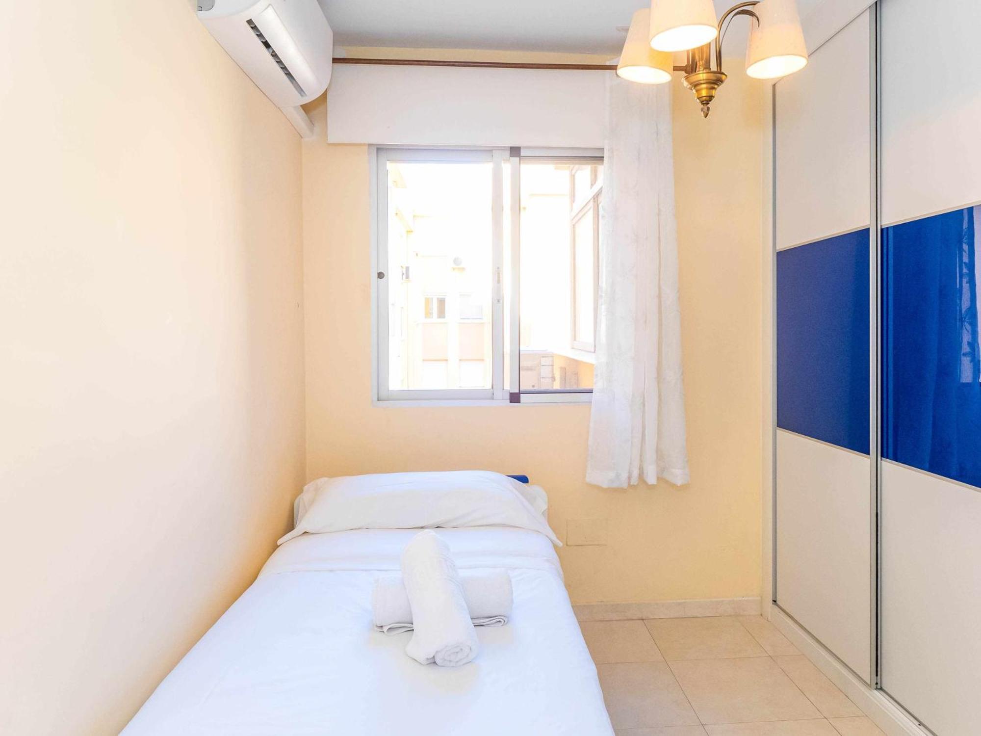 Centrico Apartamento Con Terraza En La Playa Rincón de la Victoria Eksteriør bilde