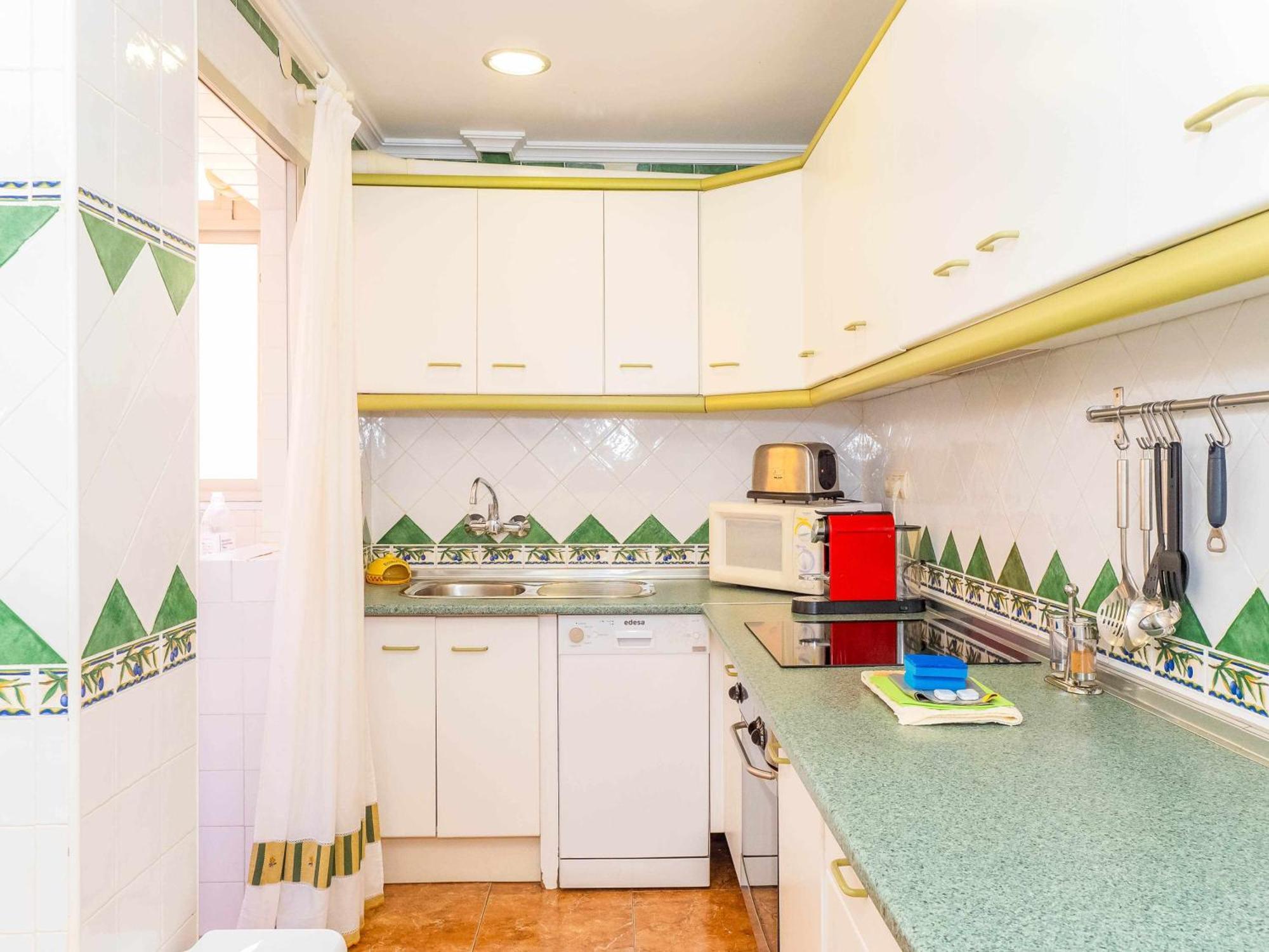 Centrico Apartamento Con Terraza En La Playa Rincón de la Victoria Eksteriør bilde